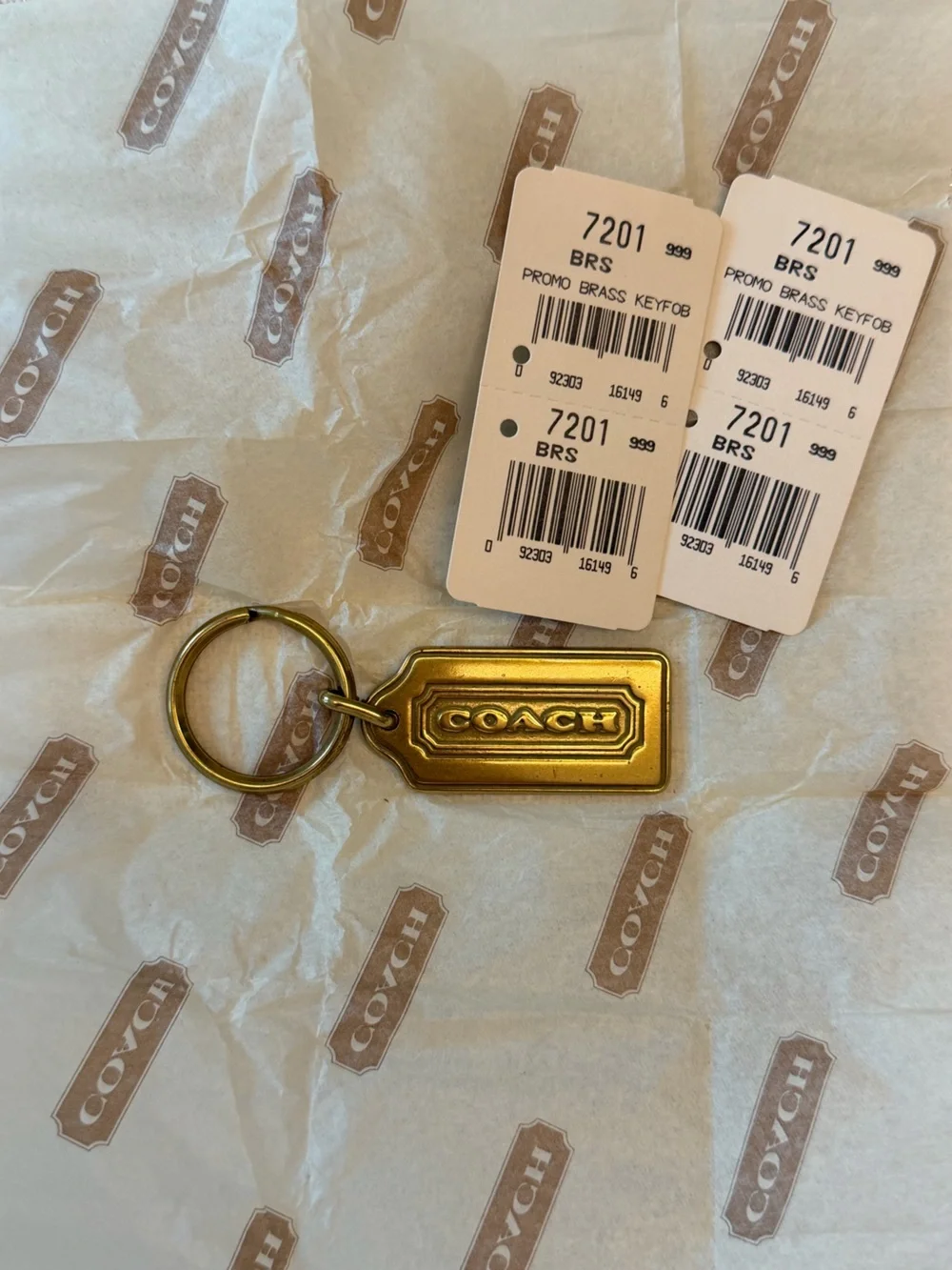 New Coach Brass Tag Key Ring Keychain - Gold Tone